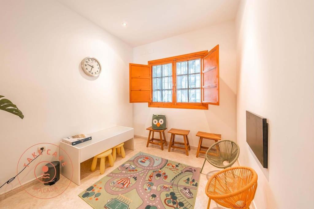 Spacious Home With Lovely Garden - Tcm Rincón de la Victoria Exteriör bild